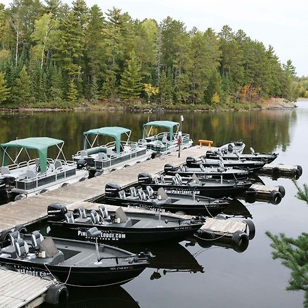 Pine Point Lodge Resort & Motel Crane Lake Exterior photo
